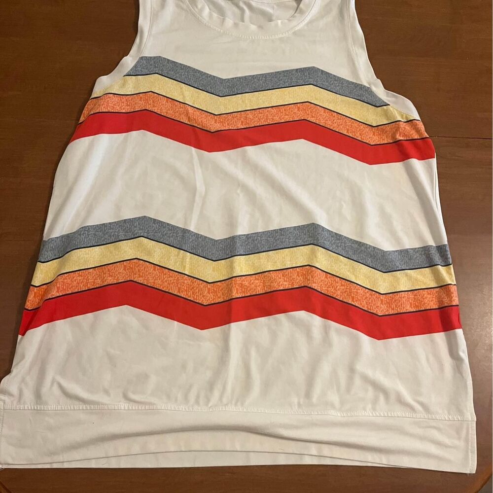sleeveless blouse size XL